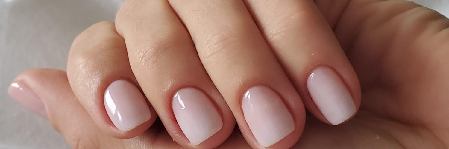 مانیکور روسی چیست و چگونه انجام می‌شود؟