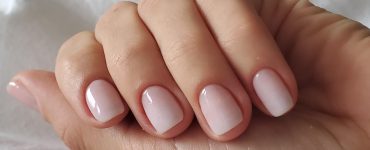 مانیکور روسی چیست و چگونه انجام می‌شود؟