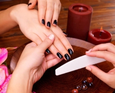 مانیکور ناخن